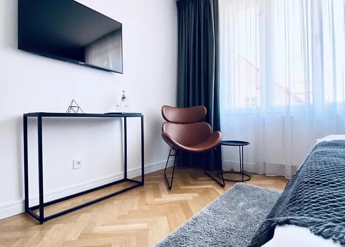 Mono - Adults Only 4*